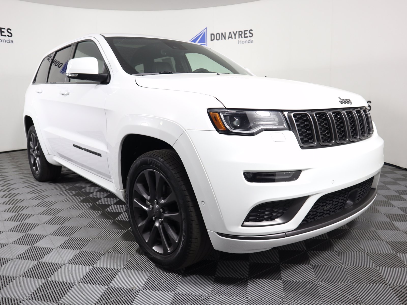 Pre-Owned 2018 Jeep Grand Cherokee High Altitude 4WD