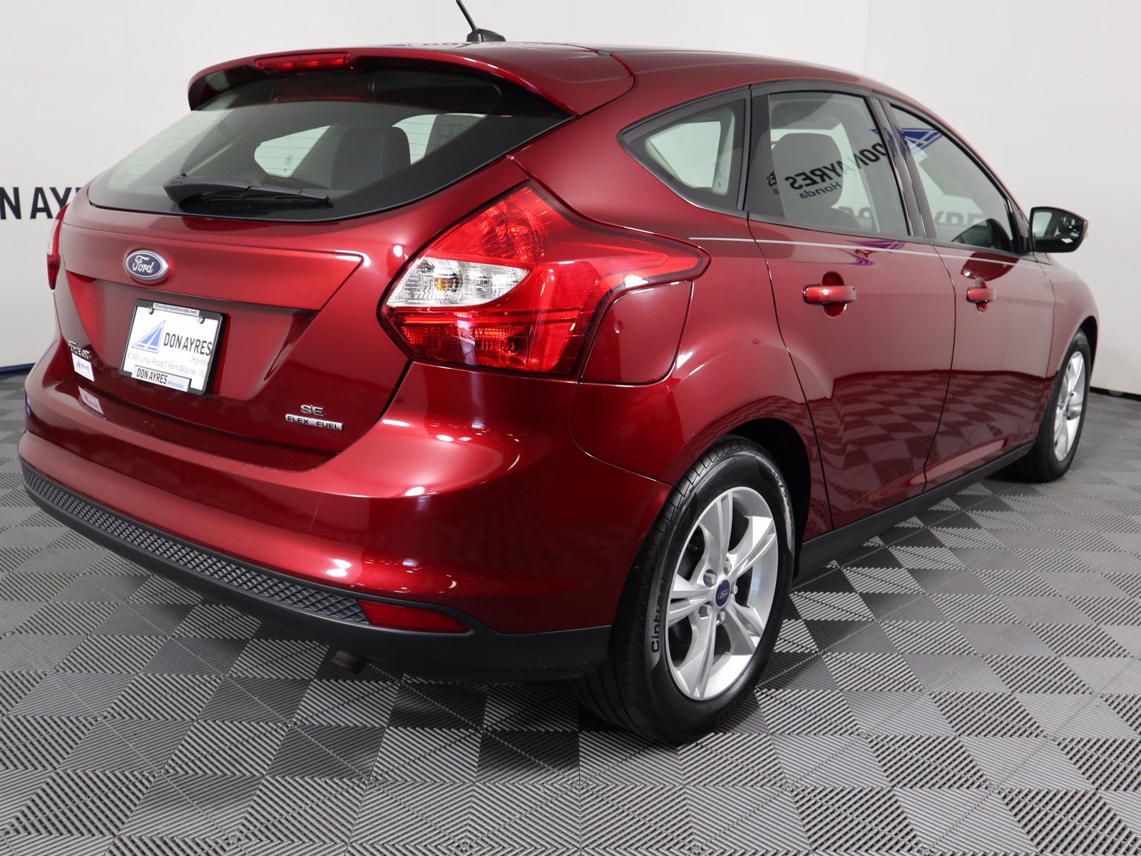PreOwned 2013 Ford Focus SE