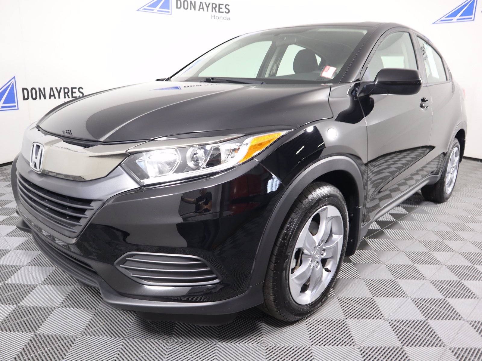 Certified Pre-Owned 2019 Honda HR-V LX AWD