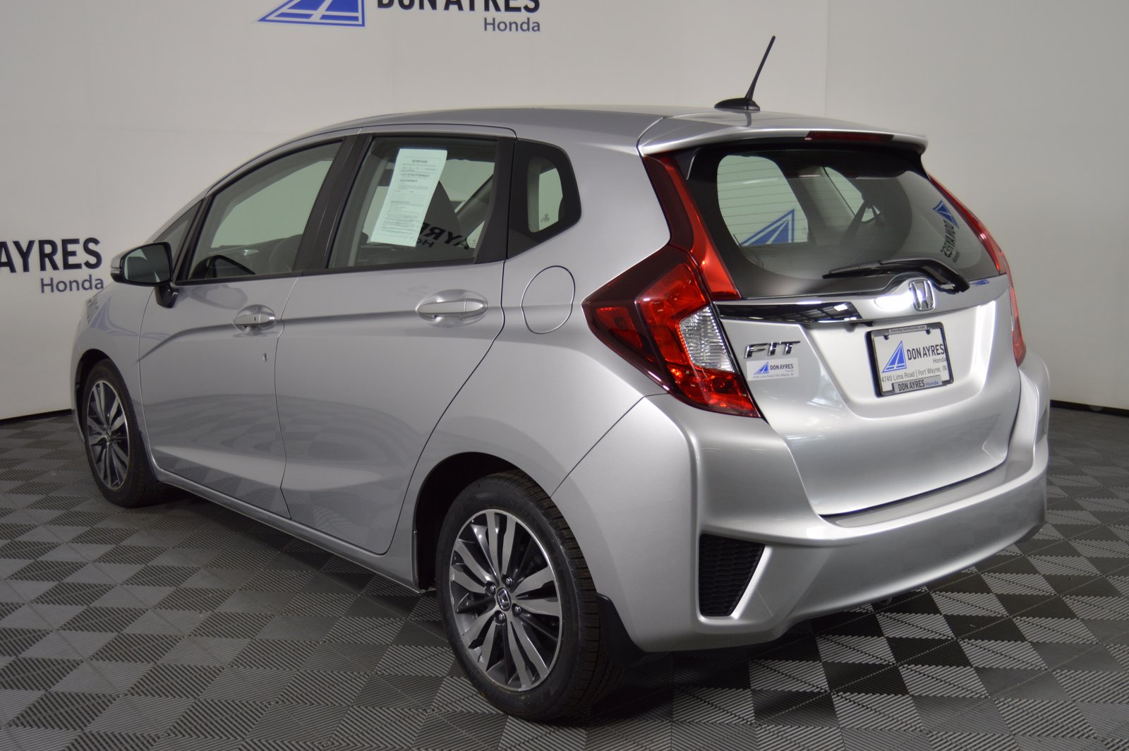 Pre-Owned 2015 Honda Fit EX-L