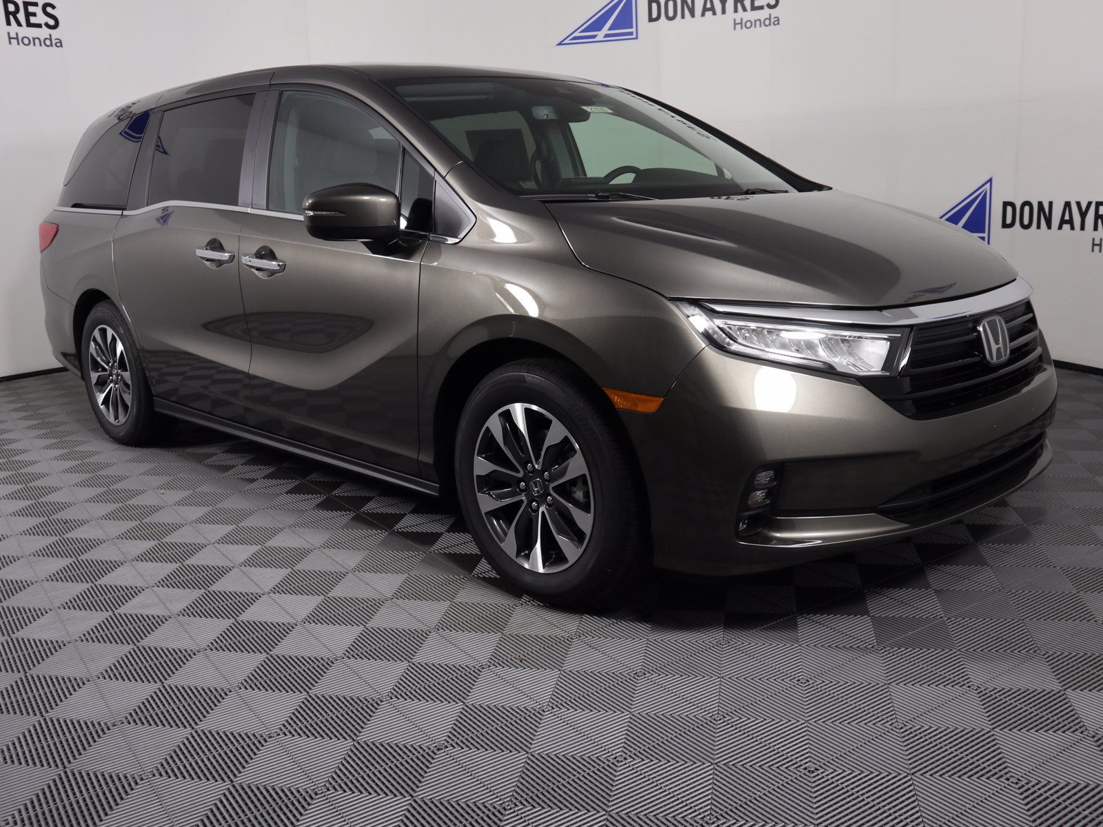 when will the 2021 honda odyssey be available