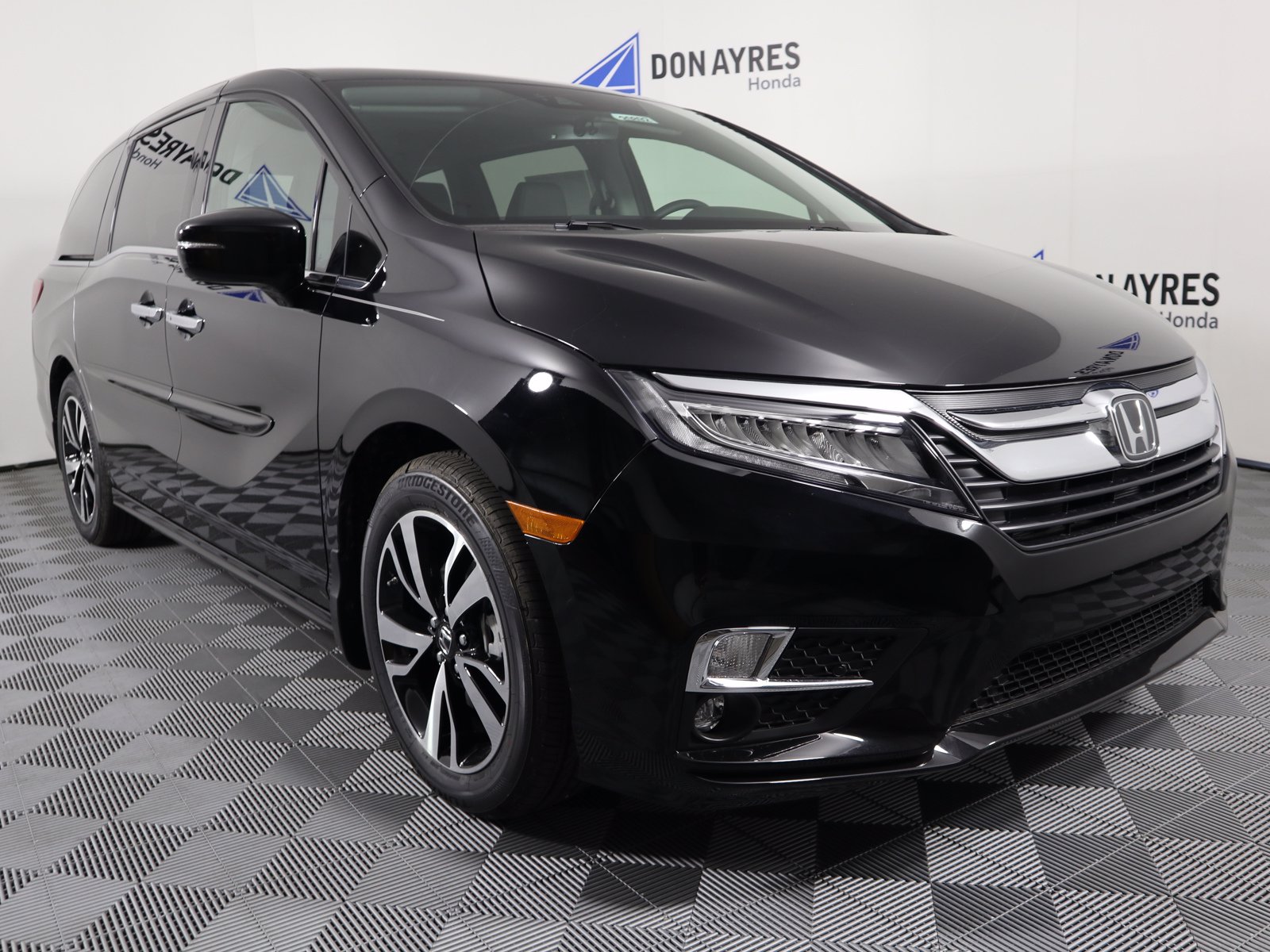 New 2020 Honda Odyssey Elite