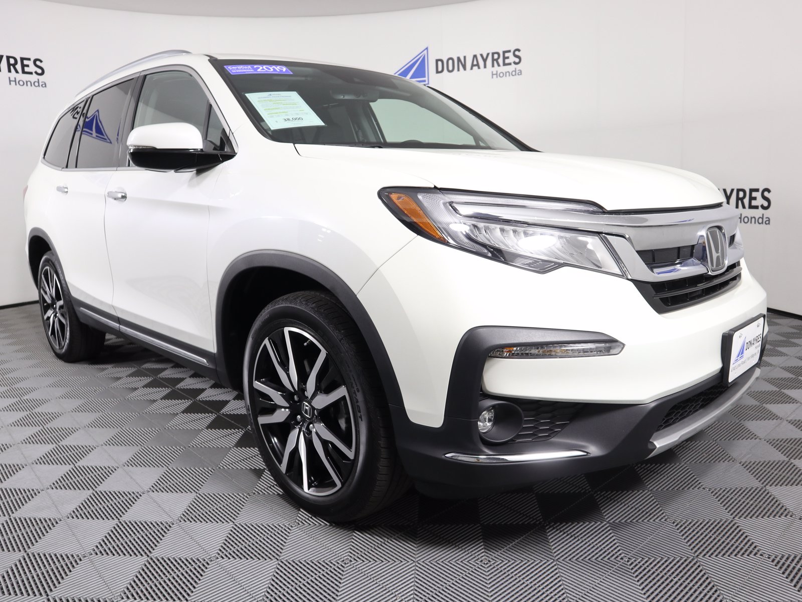 Certified Pre-Owned 2019 Honda Pilot Touring AWD